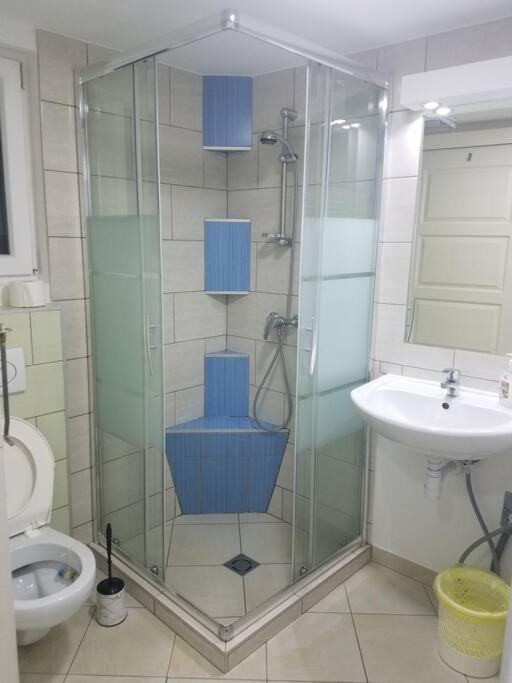 Big Cozy - Skyfall Apartment 3 Bdrm 6 Beds 1&Half Baths Budapesta Exterior foto