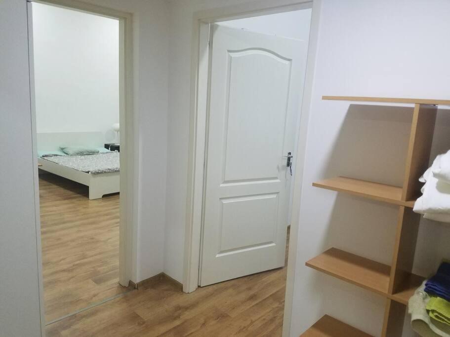 Big Cozy - Skyfall Apartment 3 Bdrm 6 Beds 1&Half Baths Budapesta Exterior foto